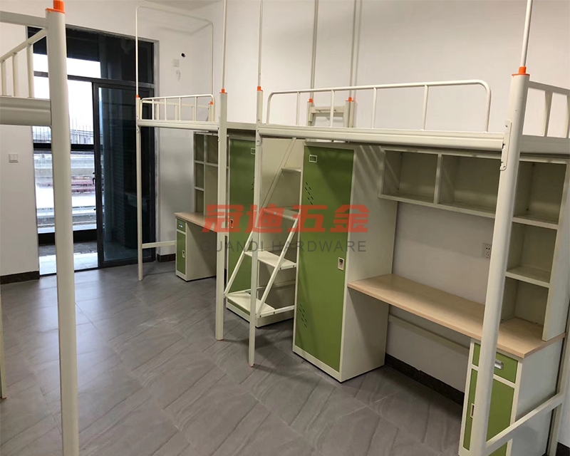 除了防護(hù)欄和安全梯，宿舍鐵床還有哪些防止跌落的設(shè)計(jì)？